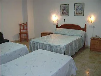 Al Andalus Hotel Los Palacios Y Villafranca